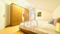 Schlafzimmer 4